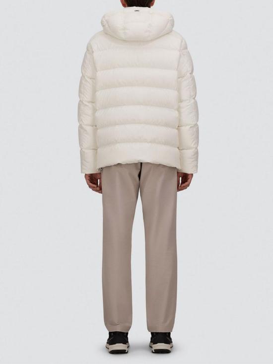 26FW 에르노 매트 테크니컬 모노그램 패브릭 파카 PI001402U12414Z1000 WHITE - HERNO