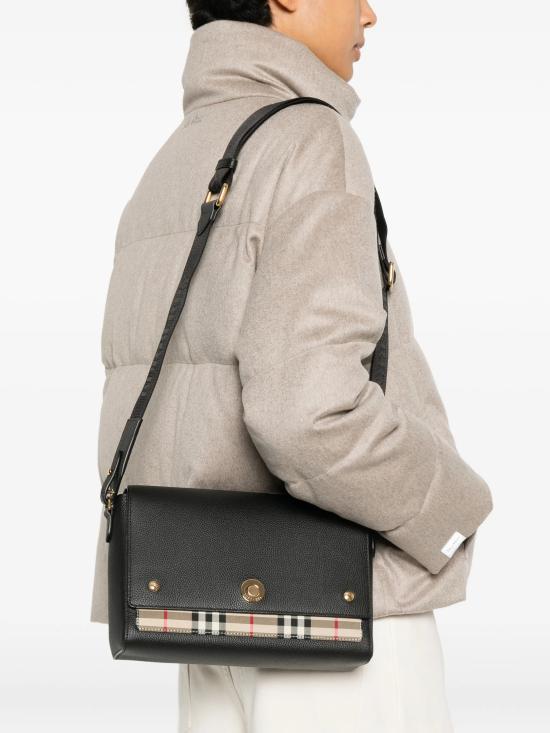 26FW 버버리 노트 크로스백 8117037 A1189 BLACK - BURBERRY