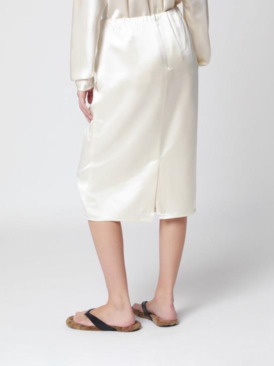 26FW 알마다 라벨 스커트 5319PL VN Cream - ALMADA LABEL