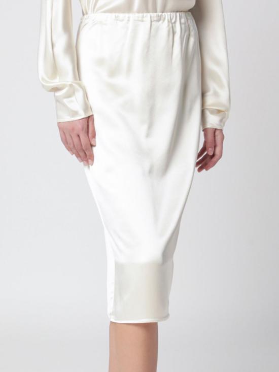26FW 알마다 라벨 스커트 5319PL VN Cream - ALMADA LABEL