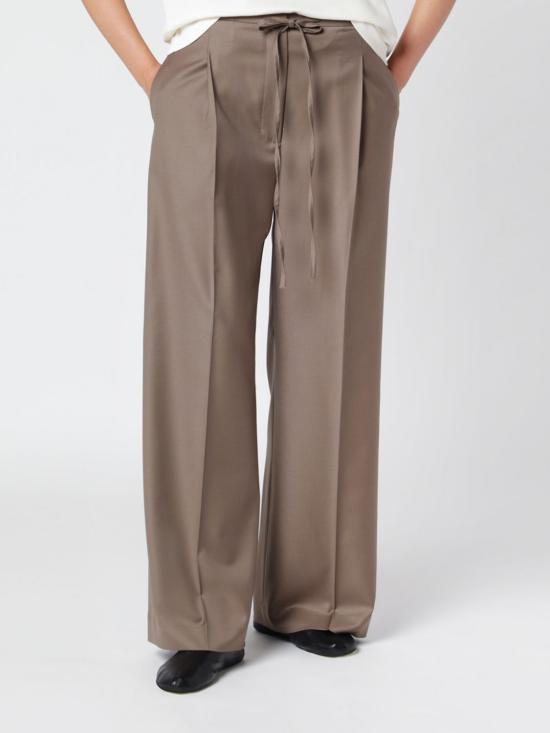 26FW 로에 팬츠 42130253 252 Brown