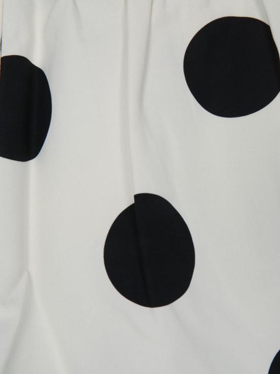 26FW 자크뮈스 숏팬츠 SOW00622AW00976 1IK White - JACQUEMUS