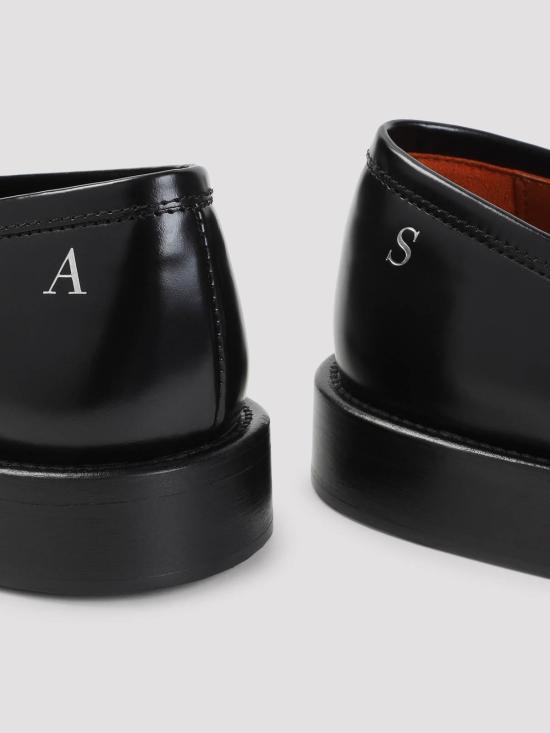 26FW 아크네 스튜디오 브러쉬드 레더 로퍼 브러쉬드 레더 로퍼 CD0027900 - ACNE STUDIOS