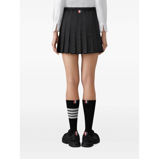 27SS 톰브라운 스커트 FGCA42A F1095 001 BLACK - THOM BROWNE