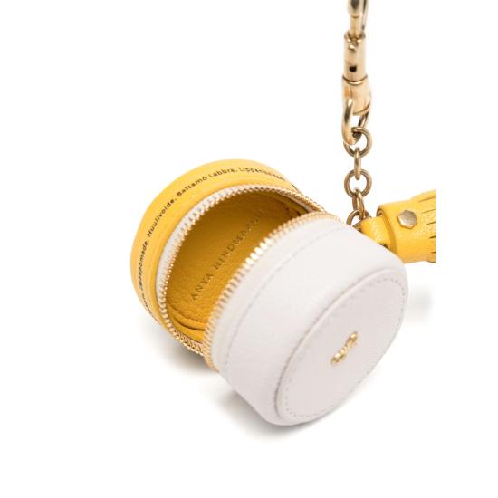 27SS 안야힌드마치 키링 179553 AW230087 CHALK YELLOW WHITE - ANYA HINDMARCH