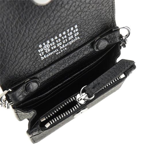26FW 마르지엘라 스몰 레더 체인 지갑 SA3UI0009P4455 Black - MAISON MARGIELA