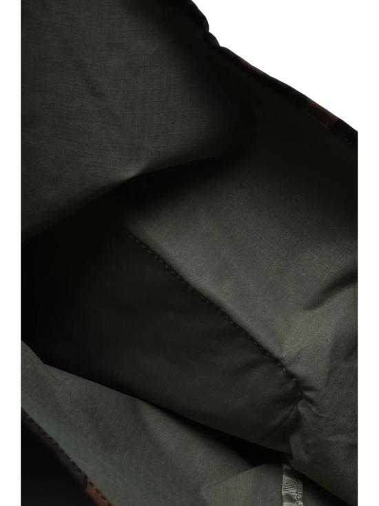 25FW 아페쎄 토트백 녹색 위장 무늬 오픈형 캔버스 - A.P.C.