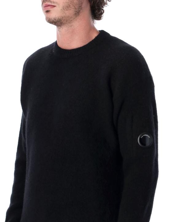 26FW 씨피 컴퍼니 렌즈 울 크루넥 스웨터 21CMKN262A110509A 999 BLACK - C.P. COMPANY