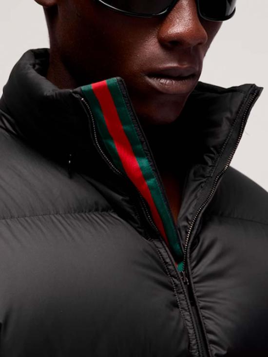 26FW 구찌 라이트웨이트 패디드 폴리에스터 집 자켓 A0090HZAVMJ1000 BLACK - GUCCI