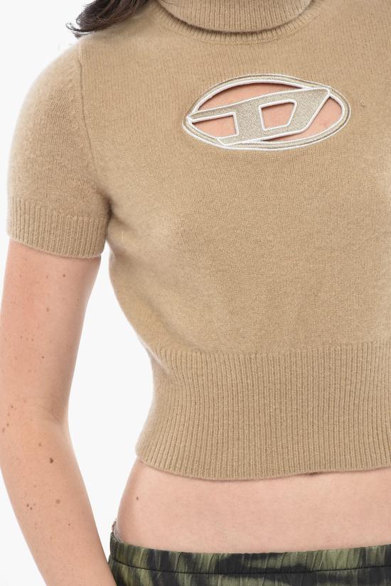  디젤 M 아가렛 컷아웃 로고 반팔 니트 A06713 0KCAE 79G Beige - DIESEL