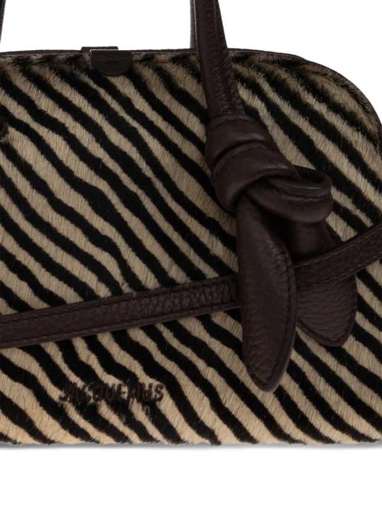 26FW 자크뮈스 가방 26HBAW00416AC10C05 BEIGE DARK BROWN ANTELO 1IM - JACQUEMUS