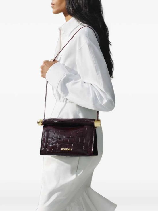 26FW 자크뮈스 가방 26HBAW00472AC07A20 DARK BURGUNDY 495 - JACQUEMUS