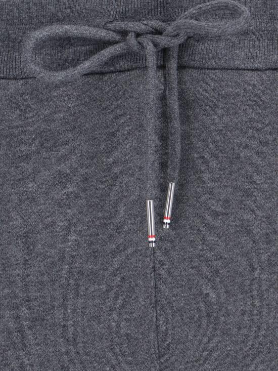 27SS 톰브라운 클래식 루프백 4바 스웨트쇼츠 MJQ012H 00535 025 GREY - THOM BROWNE