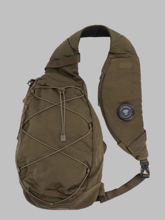 26FW 씨피 컴퍼니 나일론 B 슬링백 21CMAC735A 005269G683 GREEN - C.P. COMPANY