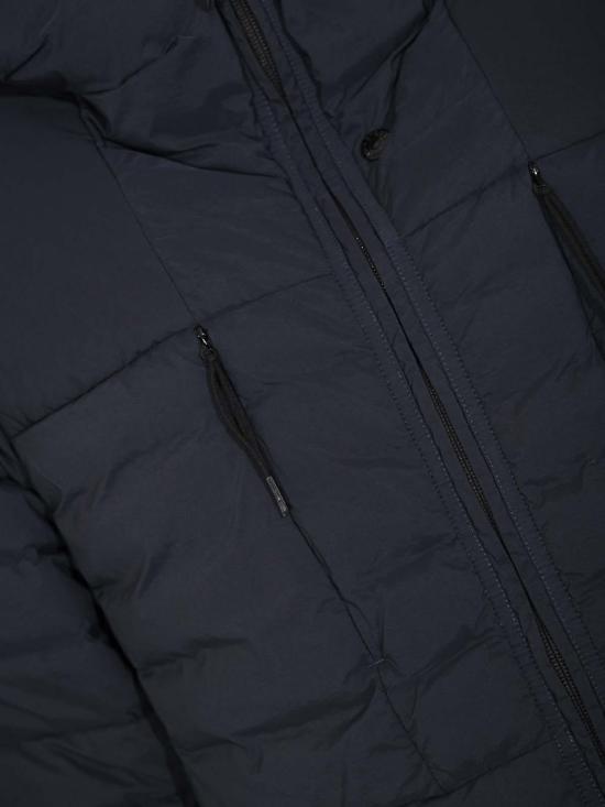 26FW 스톤 아일랜드 심리스 터널 나일론 다운 TC 후드 숏패딩 4100107S0183V0020 DARK BLUE - STONE ISLAND