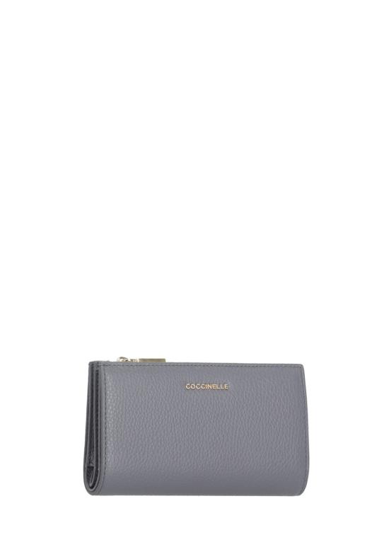 26FW 코치넬리 메탈릭 라지 월렛 E2MW511F101 METALLIC SOFTY18 GREY - COCCINELLE