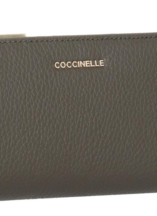 26FW 코치넬리 메탈릭 라지 월렛 E2MW511F101 METALLIC SOFTW25 BROWN - COCCINELLE
