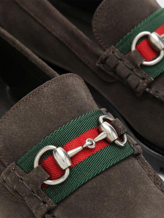 26FW 구찌 실크 홀스빗 스웨이드 로퍼 A006EGAAG9T 2052 Dark - GUCCI