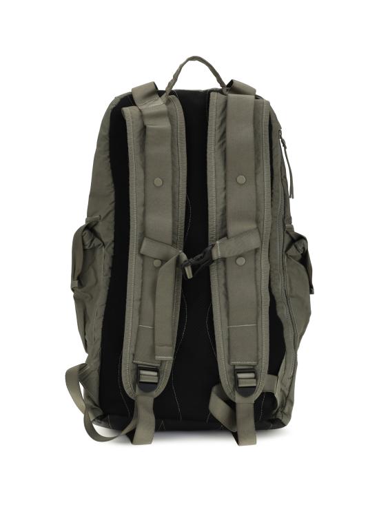26FW 씨피 컴퍼니 백팩 21CMAC133A005349M356 FALLEN ROCK - C.P. COMPANY