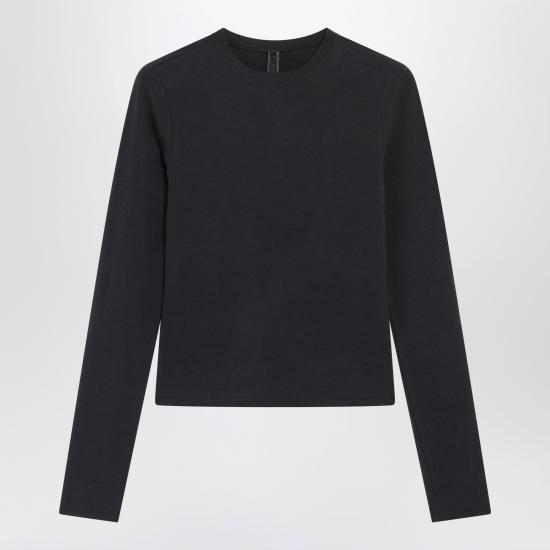 26FW 스킴스 탑 AP TSH 0647CO Black