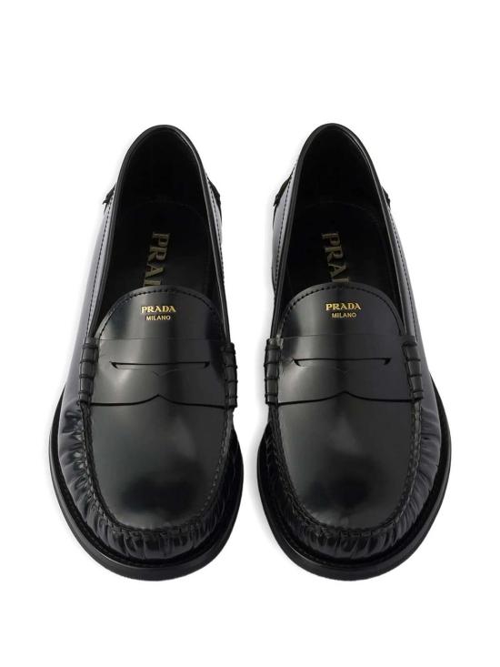 26FW 프라다 브러쉬드 레더 로퍼 브러쉬드 레더 로퍼 2DB239FX000055F0002 - PRADA