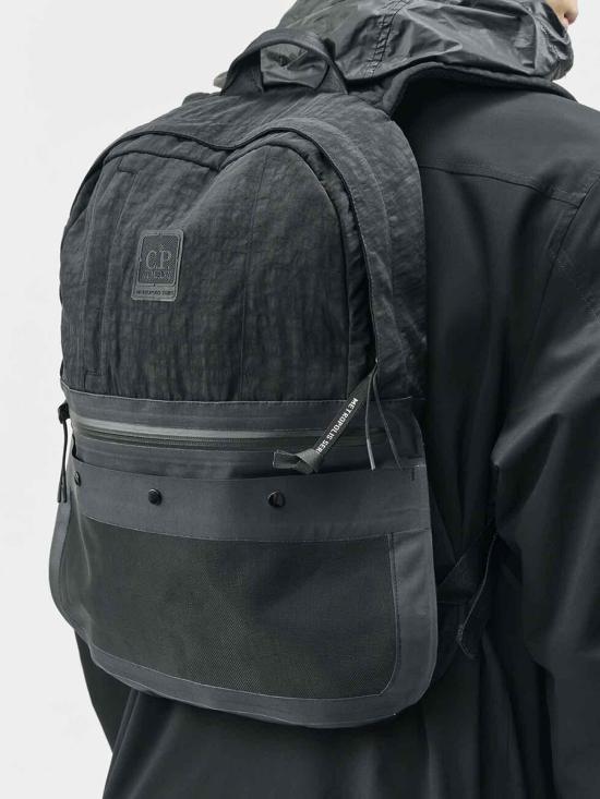 26FW 씨피 컴퍼니 백팩 21CLAC005A110224M999 BLACK - C.P. COMPANY