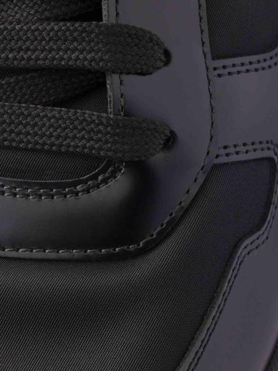 26FW 프라다 프랙스 2.0 스웨이드 시어링 로우탑 스니커즈 2EE443FG0003LF5F0002 BLACK - PRADA