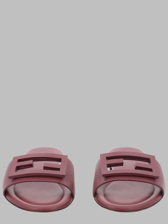 26FW 펜디 샌들 8R9264 B1RFF1XIM BORDEAUX
