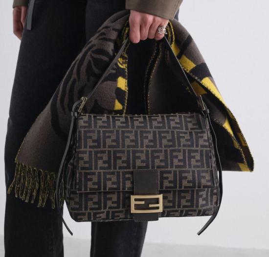 26FW 펜디 가방 8BR851 B17AF14YN TABACCO MORO - FENDI