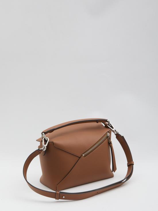 26FW 로에베 클래식 카프스킨 스몰 퍼즐 엣지백 A510P60XAC 2530 BROWN - LOEWE