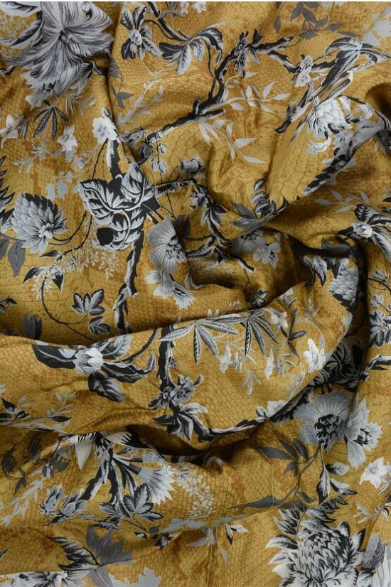  로베르토 카발리 여행용 액세서리 2003090 003 CHINA BIRDS SILK 130x180cm Multicolor - ROBERTO CAVALLI