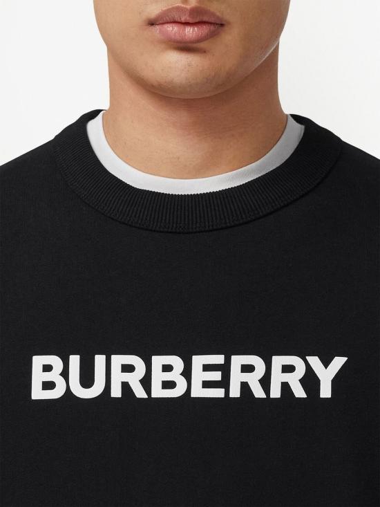  버버리 프론트 로고 스웨트 셔츠  8055312 BURLOWA1189 - BURBERRY