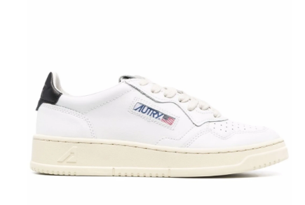  오트리 메달리스트 로우 스니커즈 AULW LL22WHITE BLACK