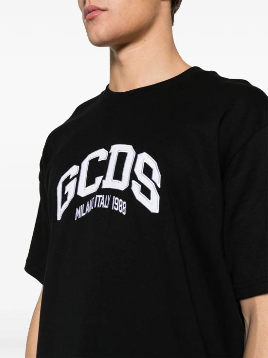  지씨디에스 반팔 티셔츠 A1OM2304JB9 99 NERO - GCDS