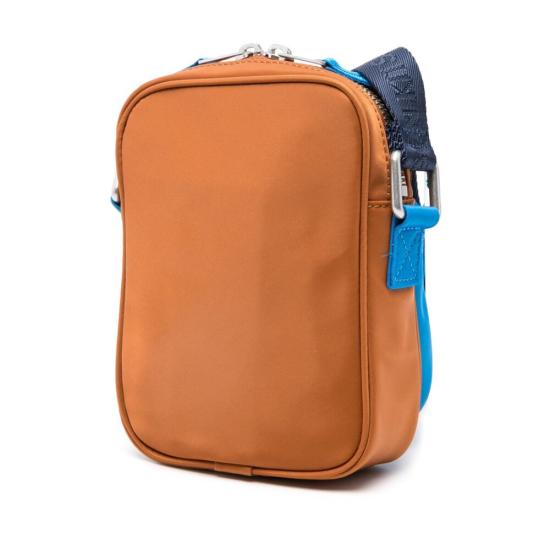  메종키츠네 / 남성 트레블러 크로스바디 파우치 MM05165WQ1001 TOBAC BROWN BPG - MAISON KITSUNE