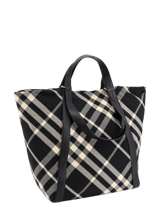 24FW 버버리 토트백 8086476 A1189 Black - BURBERRY