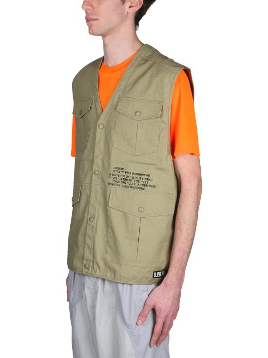  유피더블유더블유 베스트 ZVI3VE Military green - U.P.W.W.