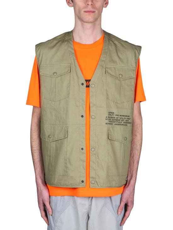  유피더블유더블유 베스트 ZVI3VE Military green - U.P.W.W.