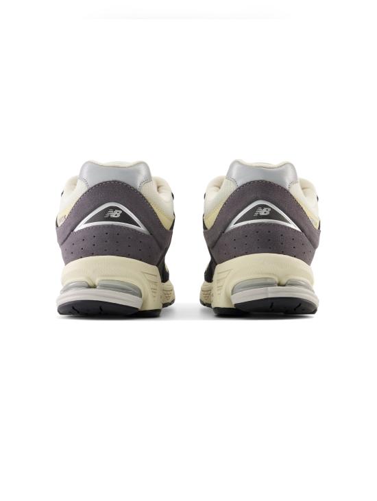  뉴발란스 2002R 스니커즈 M2002RSH - NEW BALANCE