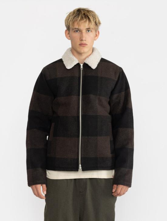  레볼루션 무톤 7745