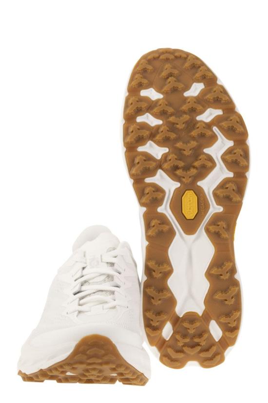  호카 스니커즈 1123157 WNCL WHITE - HOKA