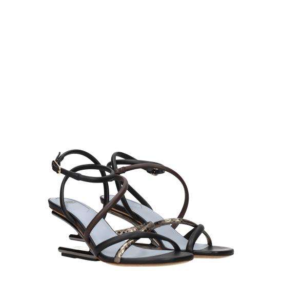 25SS 펜디 샌들 8X8278AHIUF1H0L - FENDI