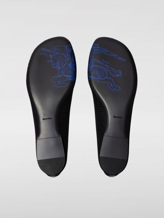  버버리 플랫 슈즈 8088424 Black - BURBERRY