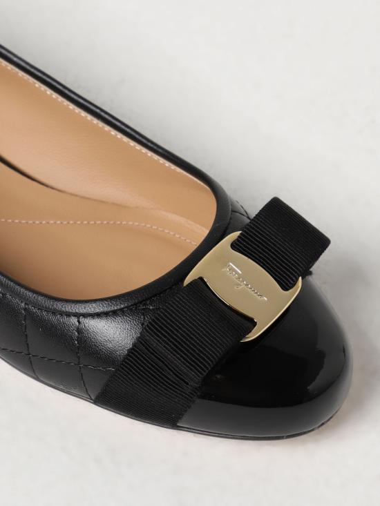  살바토레 페라가모 플랫 슈즈 01M831 672100 001 Black - SALVATORE FERRAGAMO