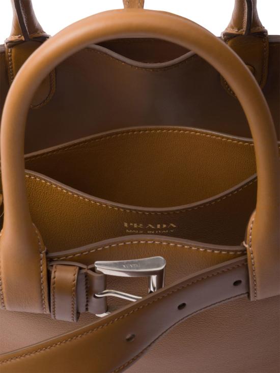  프라다 버클 미디엄 스웨이드 핸드백 1BA434VOBO2CY9 F03BH CARAMEL 0 - PRADA