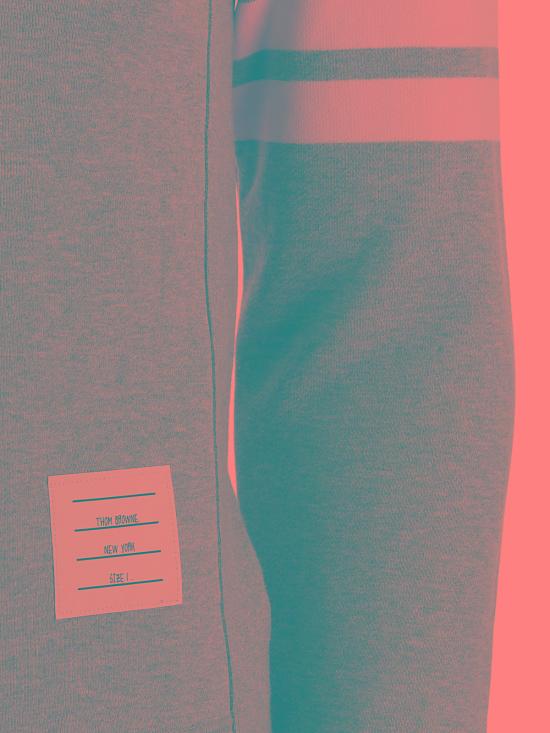  톰브라운 사선완장 맨투맨 긴팔 티셔츠 MJT021H00535068 Light Grey - THOM BROWNE