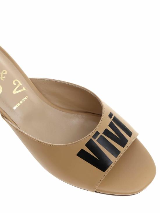  비비안웨스트우드 뮬/슬리퍼 7402000240993B301 Beige - VIVIENNE WESTWOOD