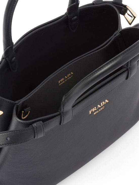 26FW 프라다 버클 스몰 가죽 핸드백 1BA418VOOO2CYS F0002 NERO - PRADA