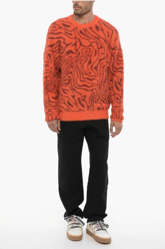  마르셀로 불론 스웨터 CMHE024F23KNI0032028 Arancio Burgundy - MARCELO BURLON