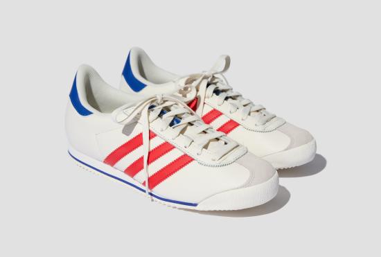  아디다스 스니커즈 K 74 - CWHITE/BRIRED/ROYBLU IG8952